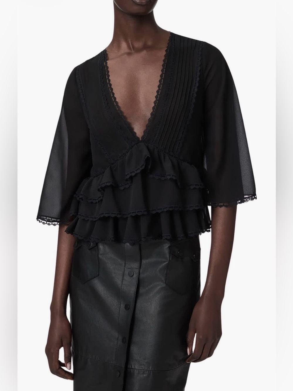 AllSaints
Plunge Neck Tiered
Ruffle Lace Trim Top 6